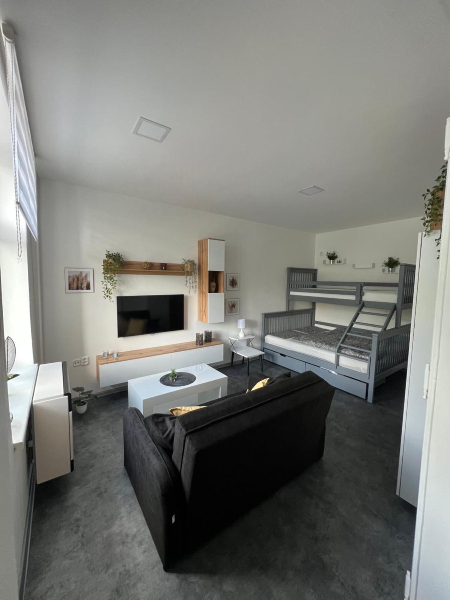 Apartman V Centru Trutnova Bagian luar foto